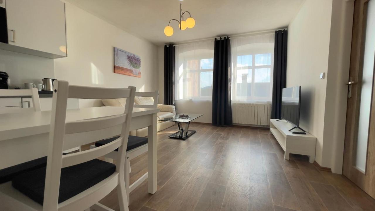 R&J Apartmany Broumov Dış mekan fotoğraf
