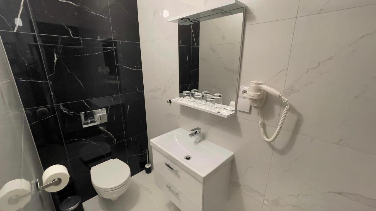 R&J Apartmany Broumov Dış mekan fotoğraf