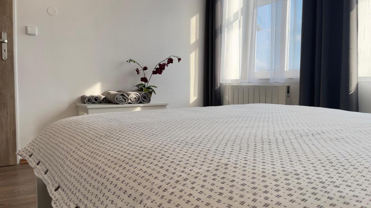 R&J Apartmany Broumov Dış mekan fotoğraf