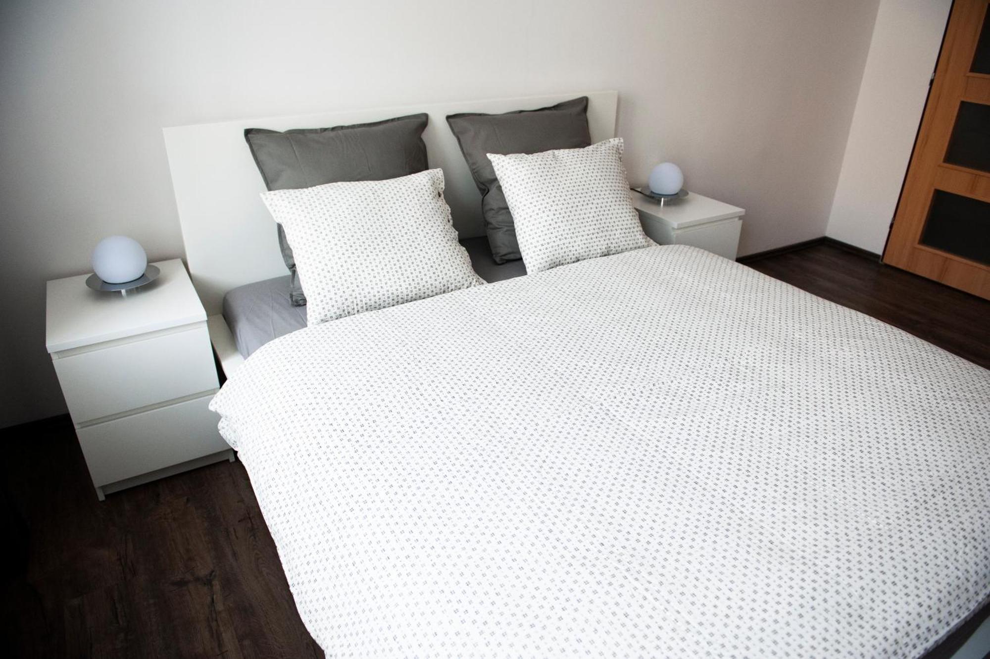 R&J Apartmany Broumov Oda fotoğraf
